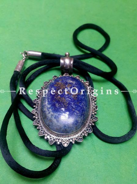 Oval shaped Silver Pendent With Lapis Lazuli, RespectOrigins.com