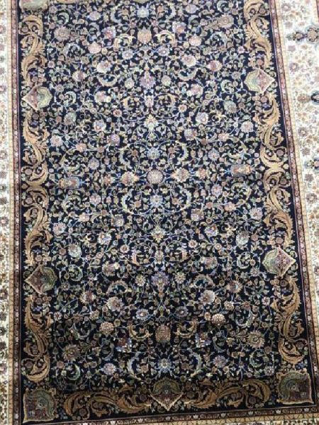 Buy Kashmiri Silk Luxurious Carpet in 4x6 Ft At RespectOriigns.com
