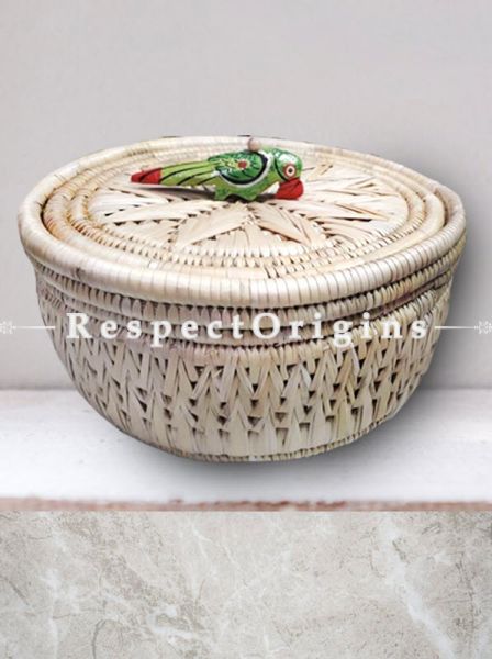 Stunning Handwoven Beige Moonj Grass Eco-friendly Round Bread or Fruit Basket With Lid and Wooden Bird Handle; RespectOrigins