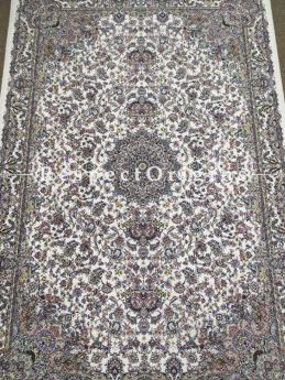 Buy Lush oriental Kashmiri Silk Carpet in 4x6 Ft At RespectOriigns.com