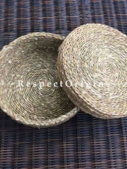 Natural Colour Eco-friendly Sabai Grass Fruit Basket With Lid; H4xD8 Inches; RespectOrigins.com